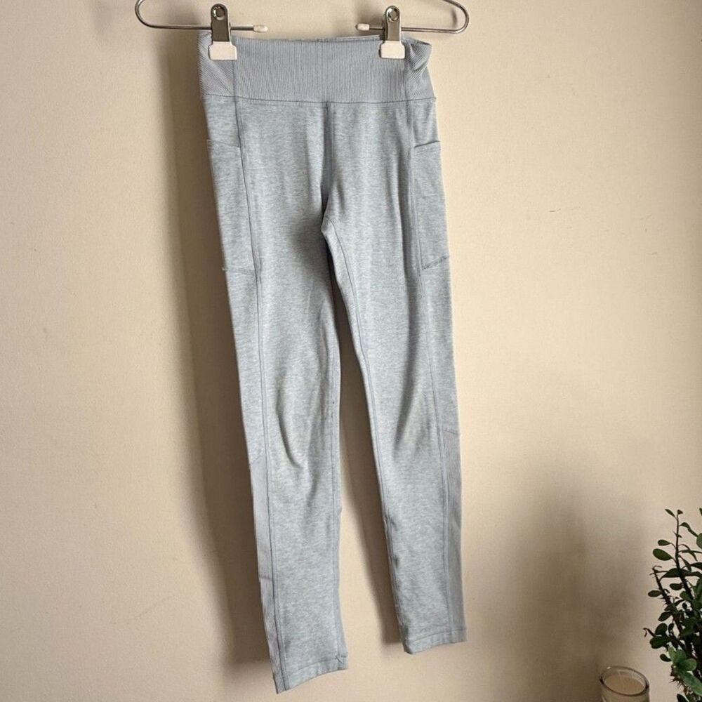 Athleta Girl Baby Blue Snowball Softluxe Tight Leggings Girl Med 8-10